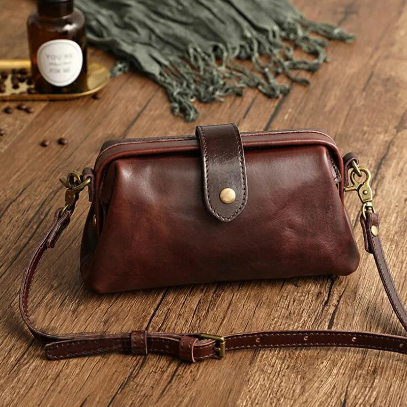 Ivy | Vintage Doctor-Style Bag